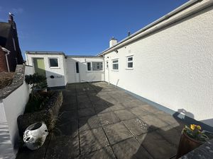 Photo 35- click for photo gallery